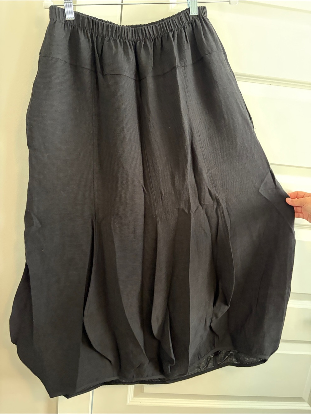 Black Elastic-Waist Balloon A-Line Skirt